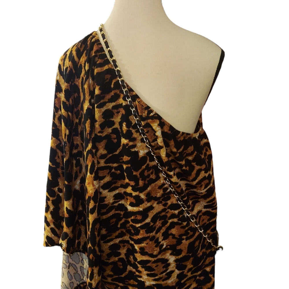LEOPARD PRINT OFF THE SHOULDER TOP - Picture 5 of 12
